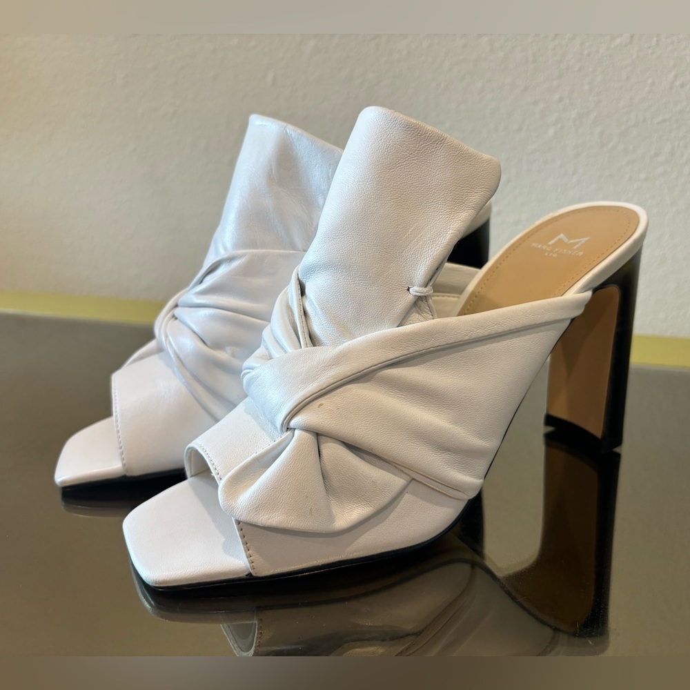 White Marc Fisher Heels, leather mule open toe